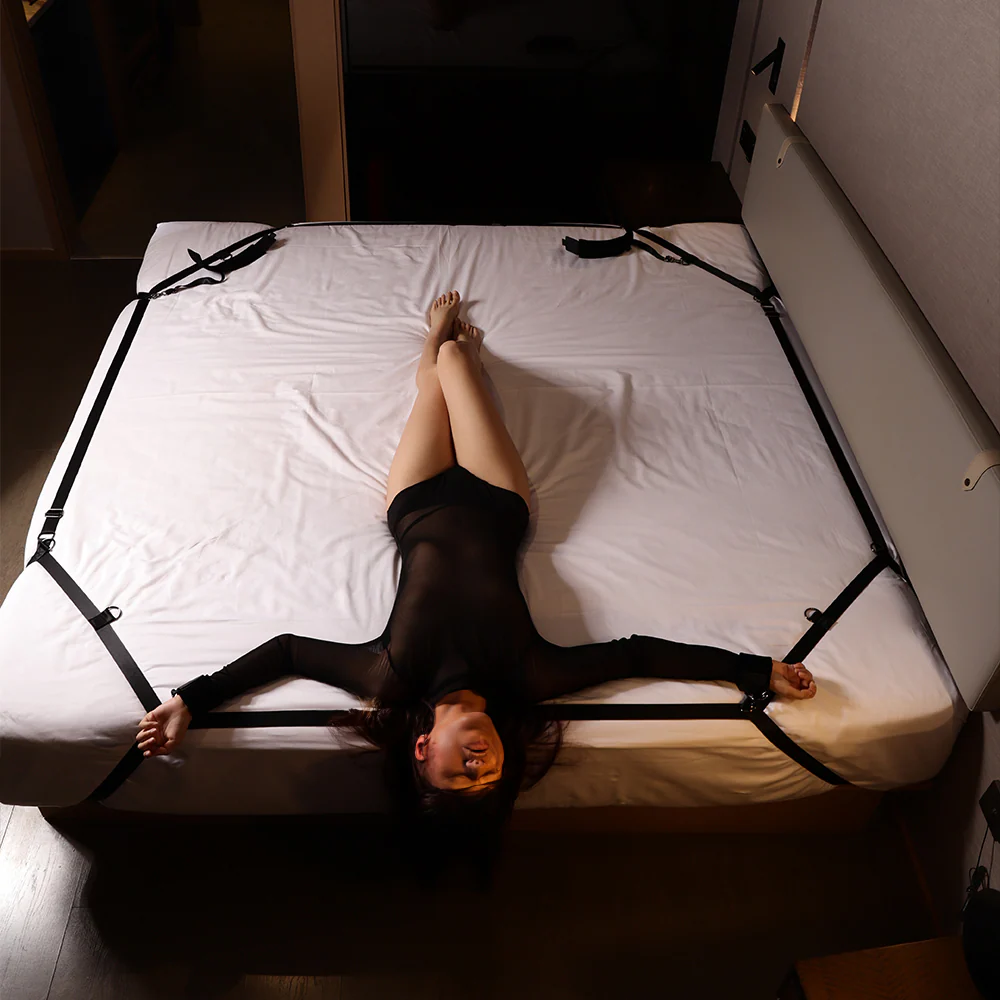 BDSM Under Mattress Restraint Set LACYMATE®