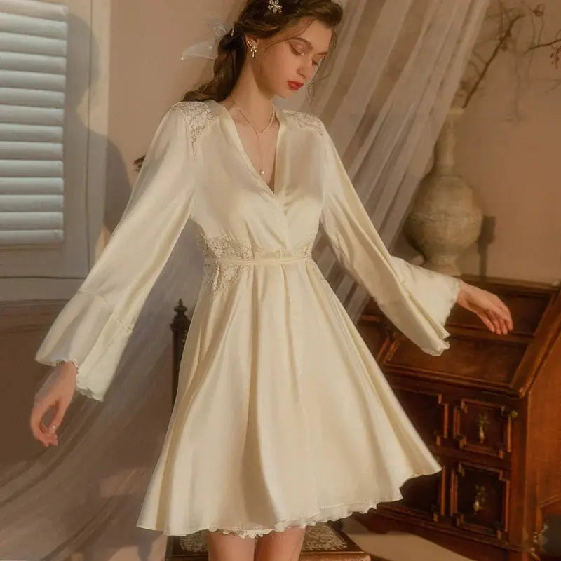 Lace Mora Julia Sexy Ice Silk Set